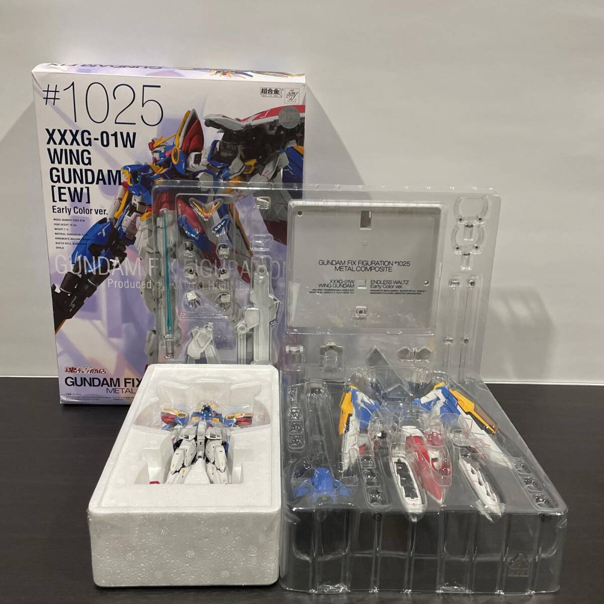 Yahoo!オークション -「 ウイングガンダム(ew版)early color ver Yahoo!オークション -「 ウイングガンダム(ew版)early color ver