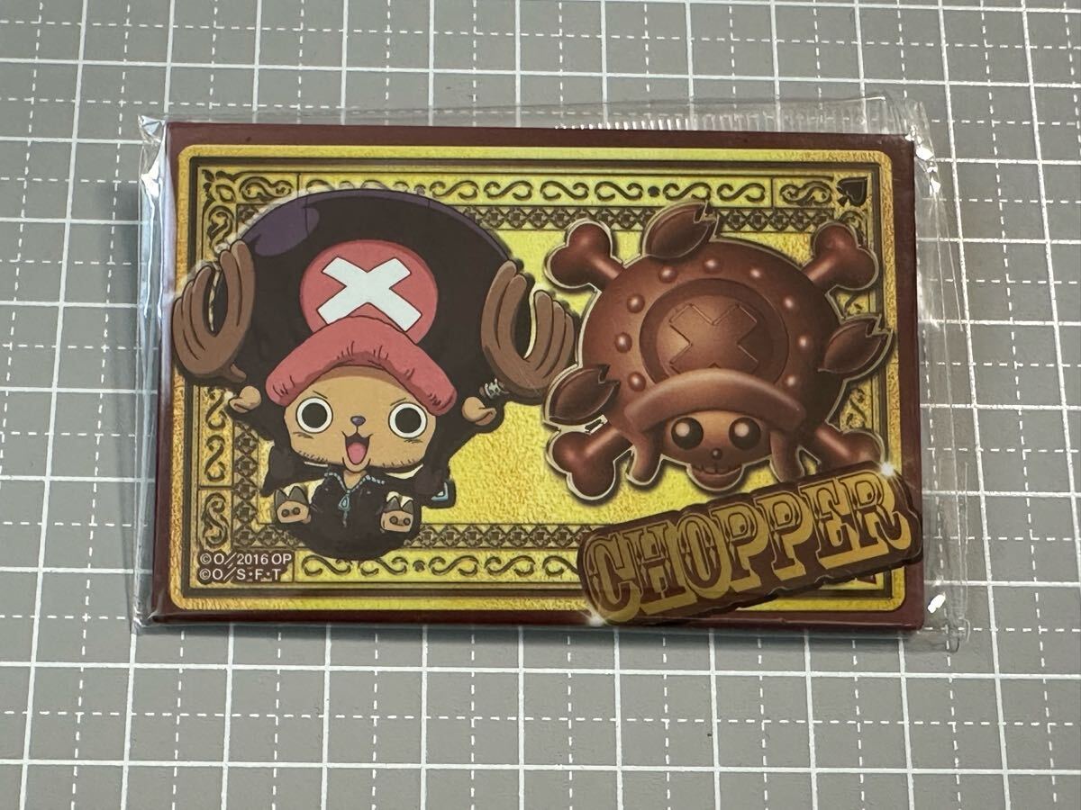 新品】ワンピース 輩缶バッジ プレミアム ロー セブンイレブン