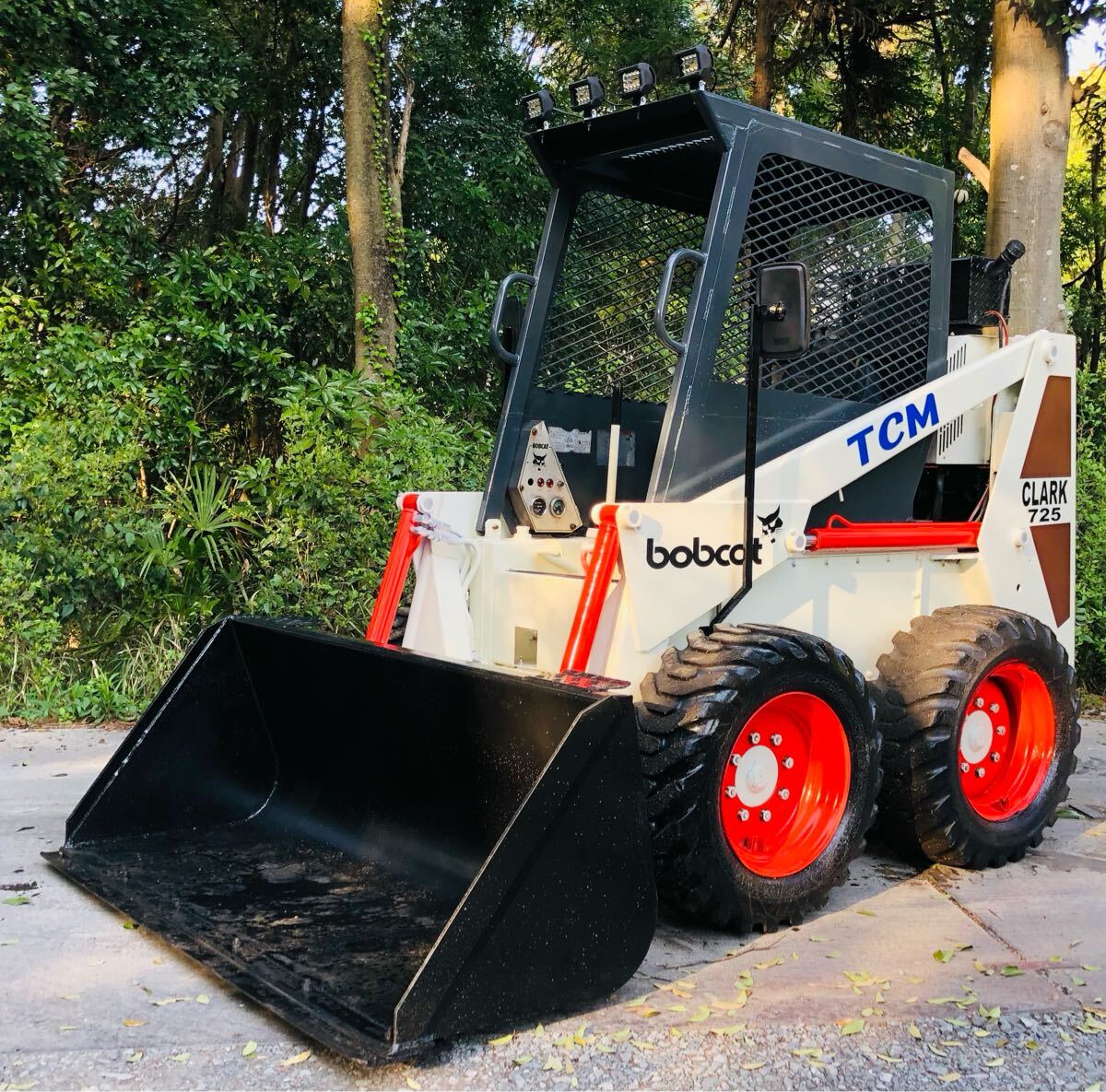 Yahoo!オークション -「(ボブキャット ジョブサン)」(車体