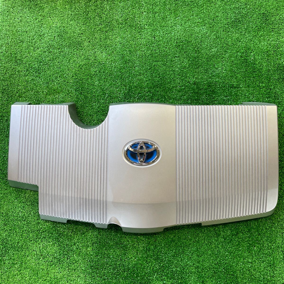 トヨタ(純正) プリウス50用エンジンカバー のパーツレビュー