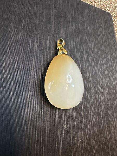 Q-001 天然玉石 和田玉 ネックレス ペンダント 風水 天然保証