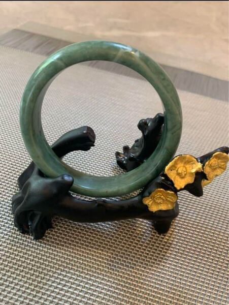 A-0084翡翠 天然石英岩玉.太玉 バングル内径58mm