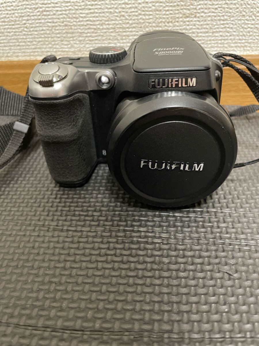 Yahoo!オークション -「finepix s8000」の落札相場・落札価格