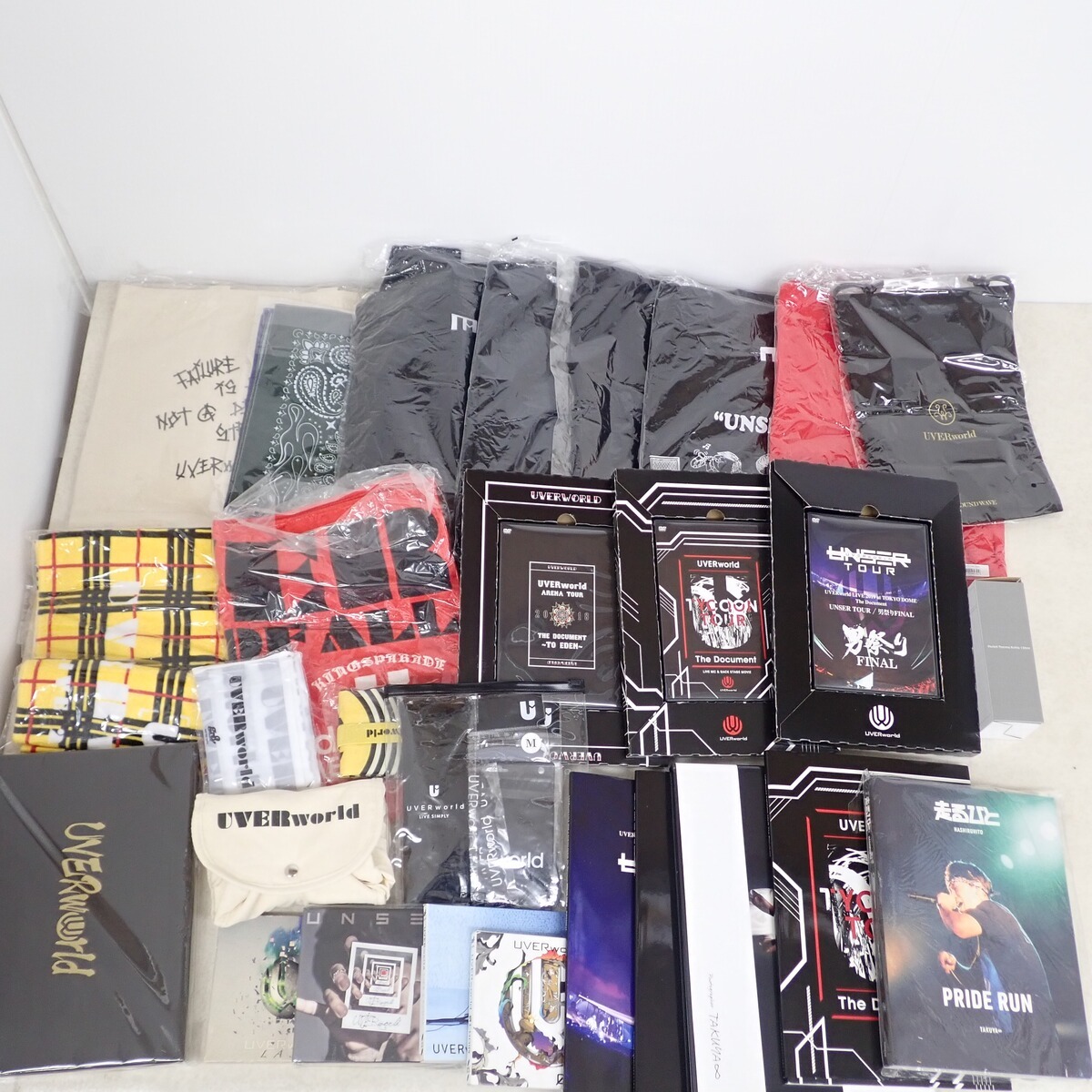 2025年最新】Yahoo!オークション -uverworldグッズの中古品 2025年最新】Yahoo!オークション -uverworldグッズの中古品