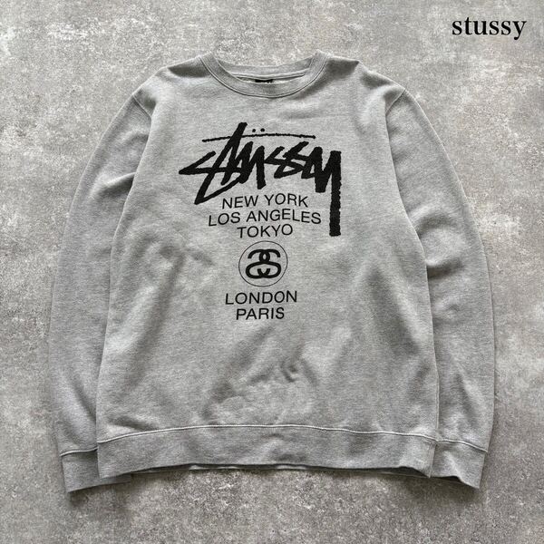 【stussy】World Tour Sweat ステューシー スウェットトレーナー ワールドツアー オーバーサイズ USA製 海外企画 グレー 両面プリント (XL)