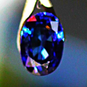 <南国の奥地で育ったピチピチ家出娘・・・・・> ブルーサファイア(中古品外し) 1.30ct *およそ7.5x5.2x3.0mm