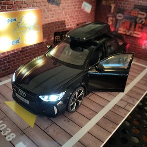 1/32 Audi RS6 アバント ブラック ダイキャスト ミニカー ルーフボックス付き サウンド LED 即決 送料込 匿名配送 国内在庫