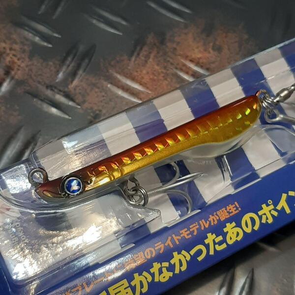 ブルーブルー Blue Blue メタルシャルダス 25g アカキン