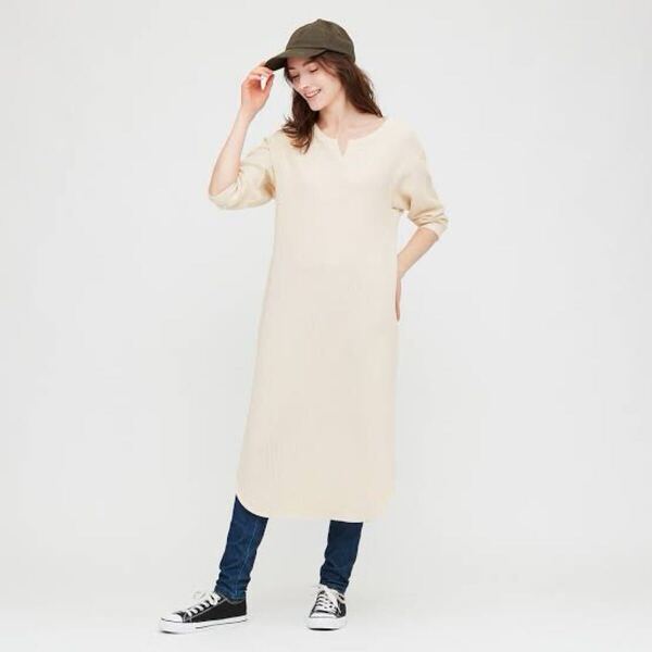 UNIQLO ワッフルキーネックワンピース(七分袖) 白 ユニクロ M 9号 ユニクロ ホワイトベージュ 生成り カットソーワンピース 長袖ワンピ