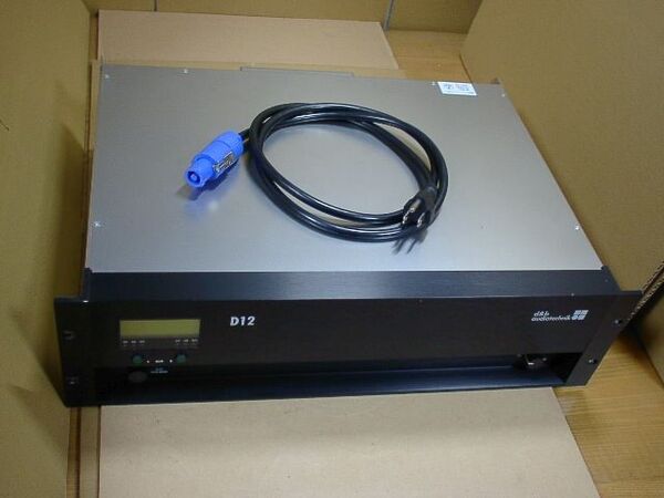 (音出し確認済み・条件付き返品可)d&b audiotechnik D12 (1台)