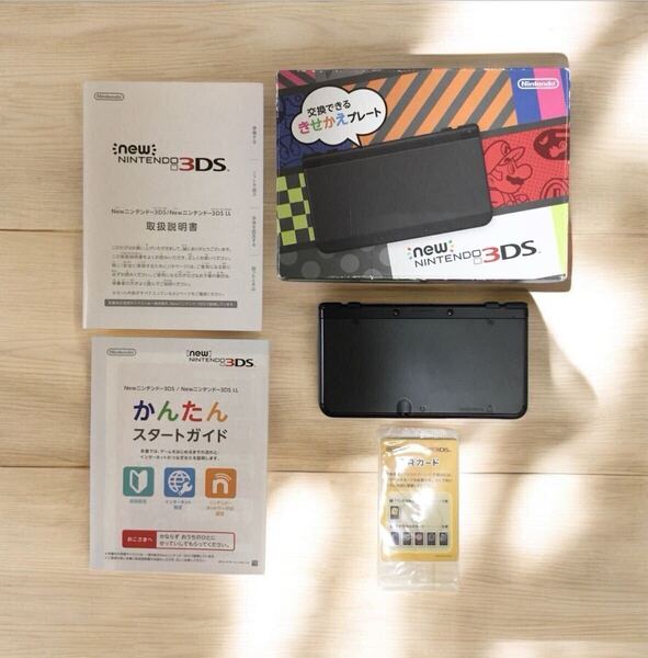 動作品!! Nintendo New 3DS ブラック 本体 ニンテンドー 任天堂 外箱 取説