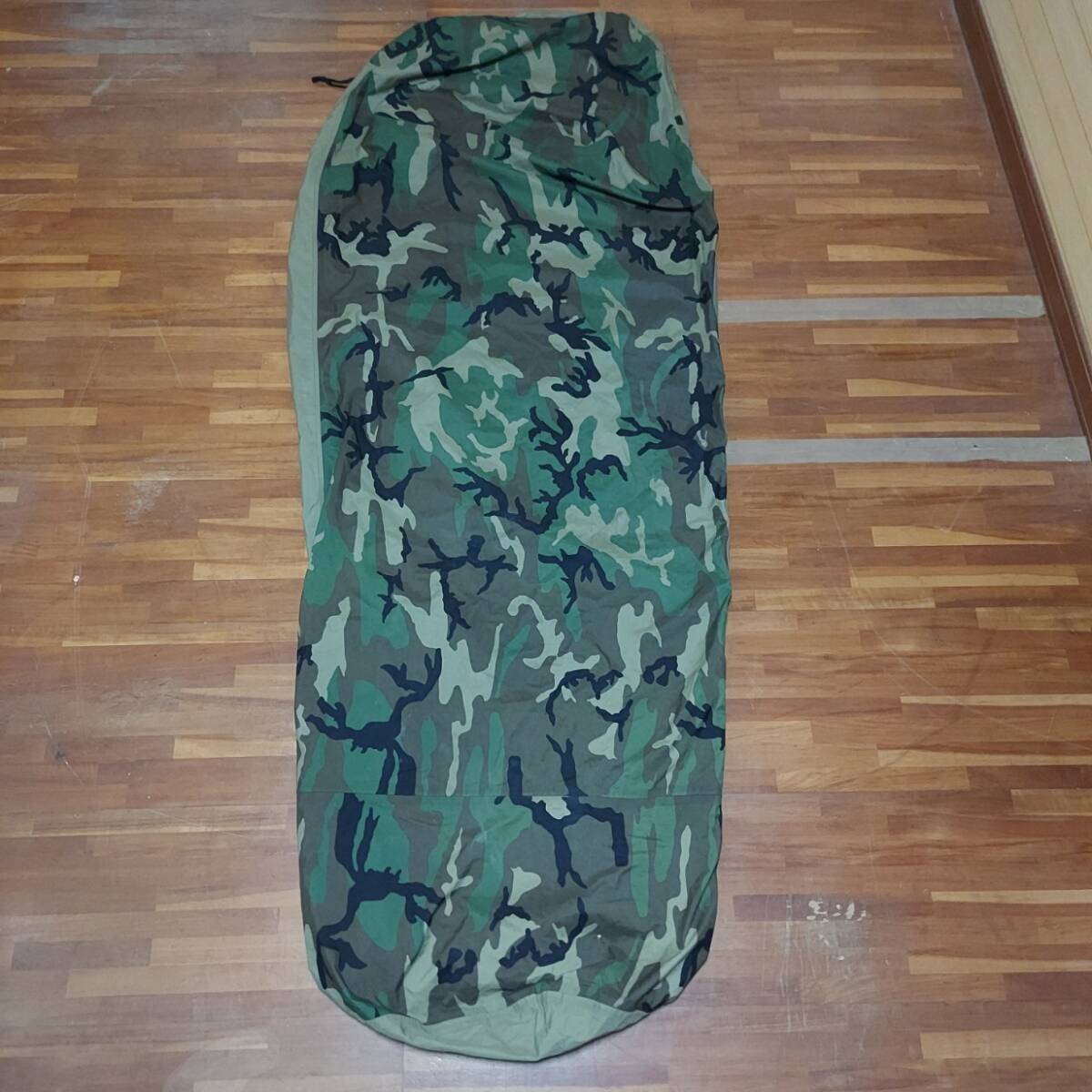 Yahoo!オークション -「米軍 ゴアテックス カバー」の落札相場 Yahoo!オークション -「米軍 ゴアテックス カバー」の落札相場