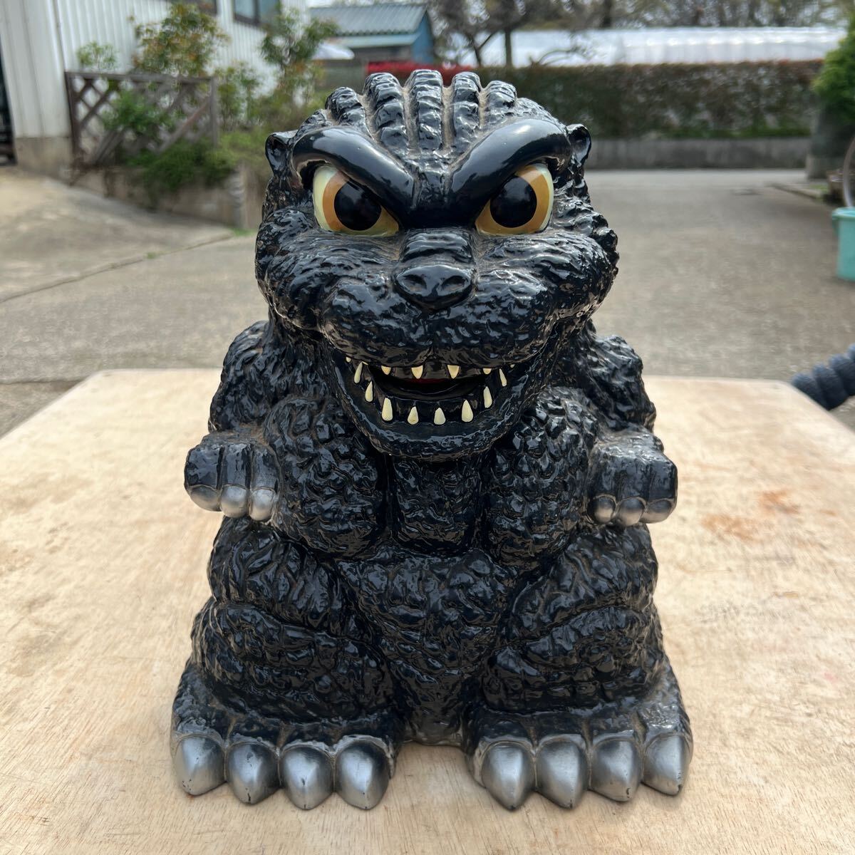Yahoo!オークション -「ユタカ貯金箱」(ゴジラ) (ゴジラ、怪獣 Yahoo!オークション -「ユタカ貯金箱」(ゴジラ) (ゴジラ、怪獣