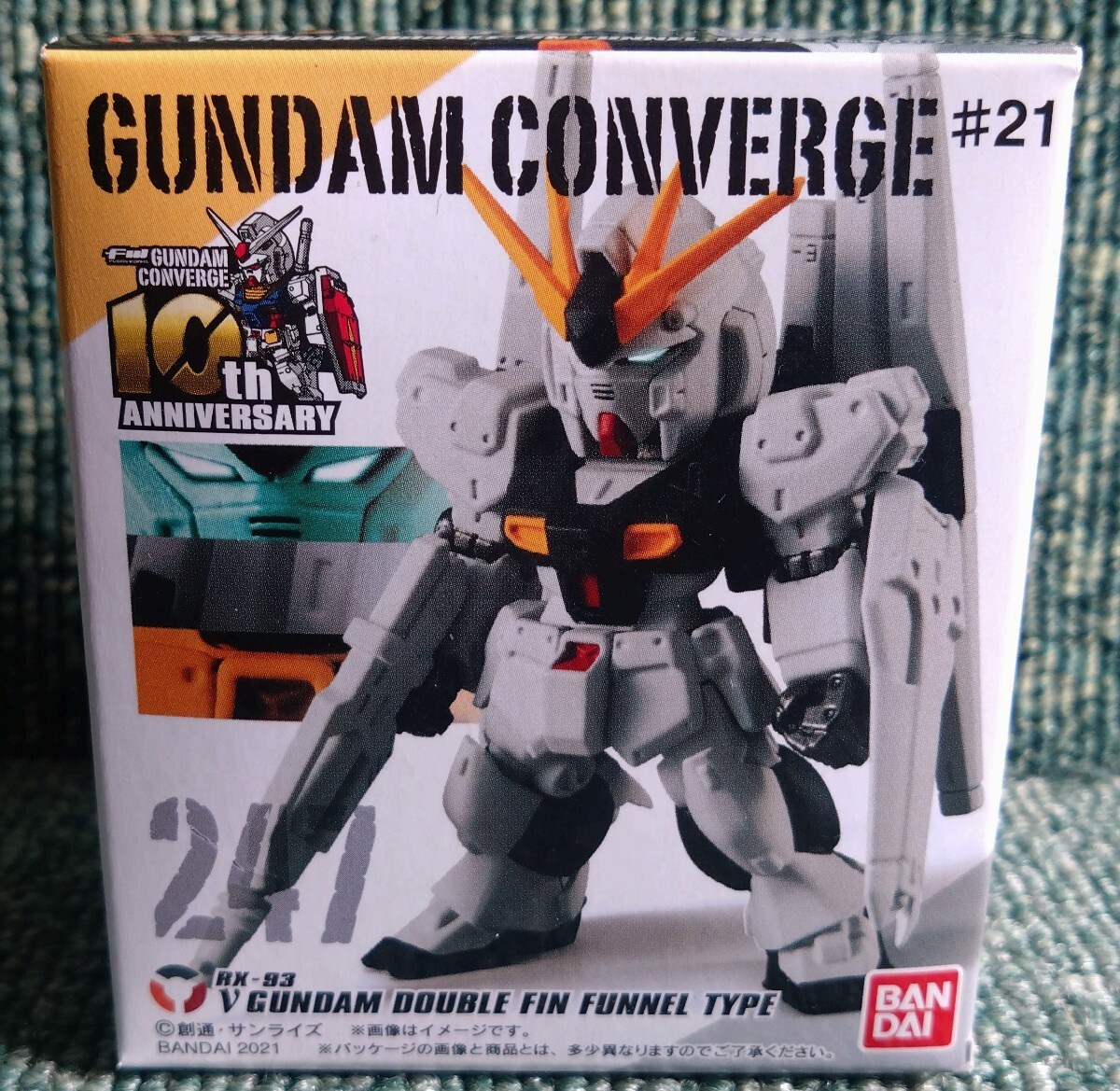 FW GUNDAM CONVERGE CORE RX-93ff νガンダム & MSN-04FF
