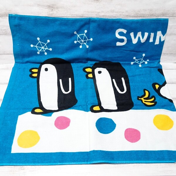 2375 送料無料 タグ付き 新品未使用 色剥げあり スイマー バスタオル 約60×122cm ペンギン柄 ドット ブルー 雪の結晶 / SWIMMER タオル