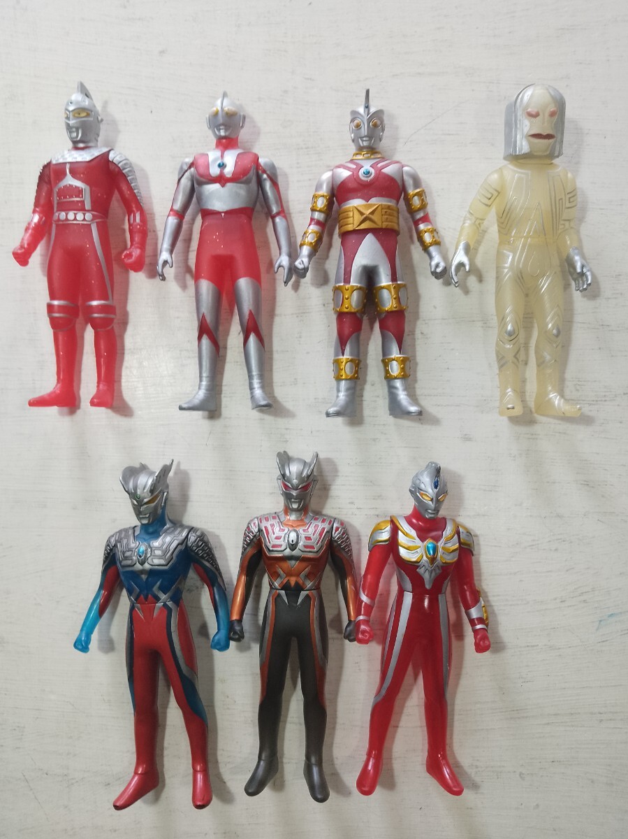 Amazon.co.jp: ウルトラ怪獣 イーヴィルティガ : おもちゃ