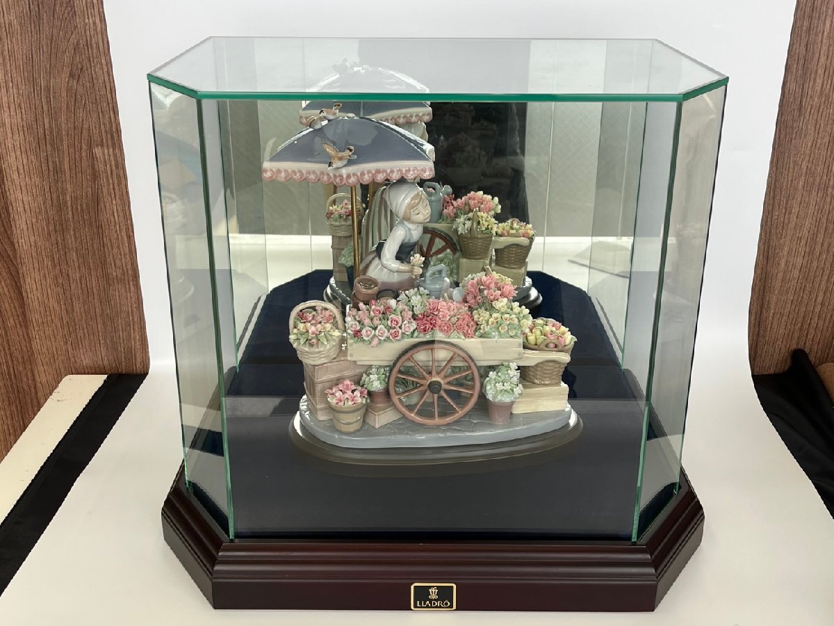 Yahoo!オークション -「リヤドロ ガラス ケース」(工芸品) の Yahoo!オークション -「リヤドロ ガラス ケース」(工芸品) の