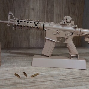 1/3スケール ミニチュアライフル M4 AR15 タンカラー ミリタリー モデルガン トイガン ミニチュアガン