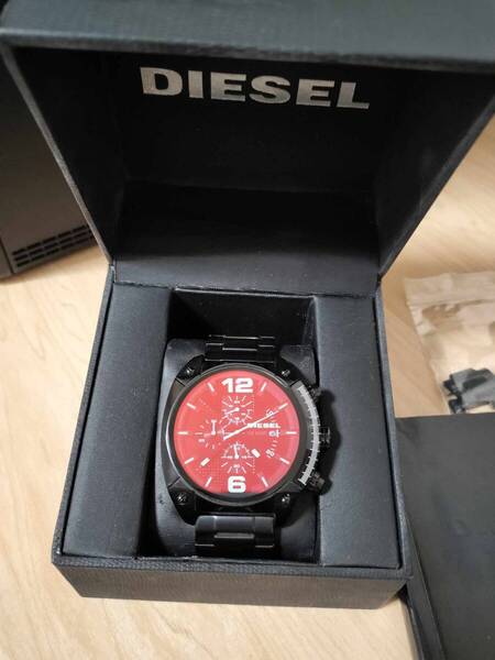 新品 超美品 DIESEL ディーゼル OVERFLOW DZ4316腕時計 メンズ メタル ステンレス クロノグラフ 偏光ガラス カジュアル クオーツ