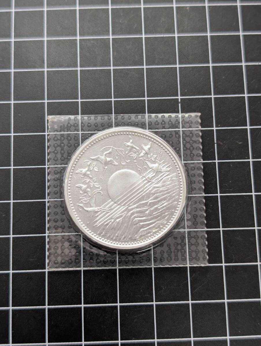 Yahoo!オークション -「昭和天皇御在位60年記念 1万円銀貨 Yahoo!オークション -「昭和天皇御在位60年記念 1万円銀貨