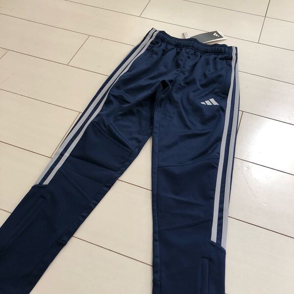 ¥6,050アディダスadidas☆裏フリース ジュニアジャージパンツ【140】