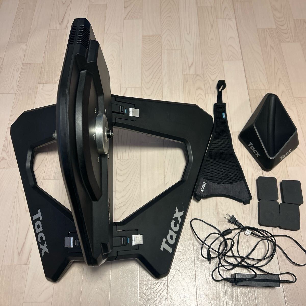 2025年最新】Yahoo!オークション -tacx neo smartの中古品・新品 2025年最新】Yahoo!オークション -tacx neo smartの中古品・新品