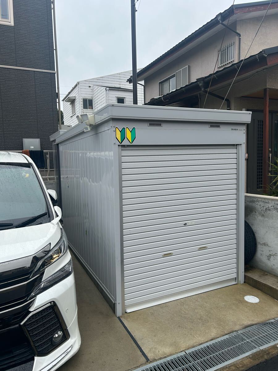 2025年最新】ガレージシャッターをDIYで設置!豊富な選択肢を 2025年最新】ガレージシャッターをDIYで設置!豊富な選択肢を