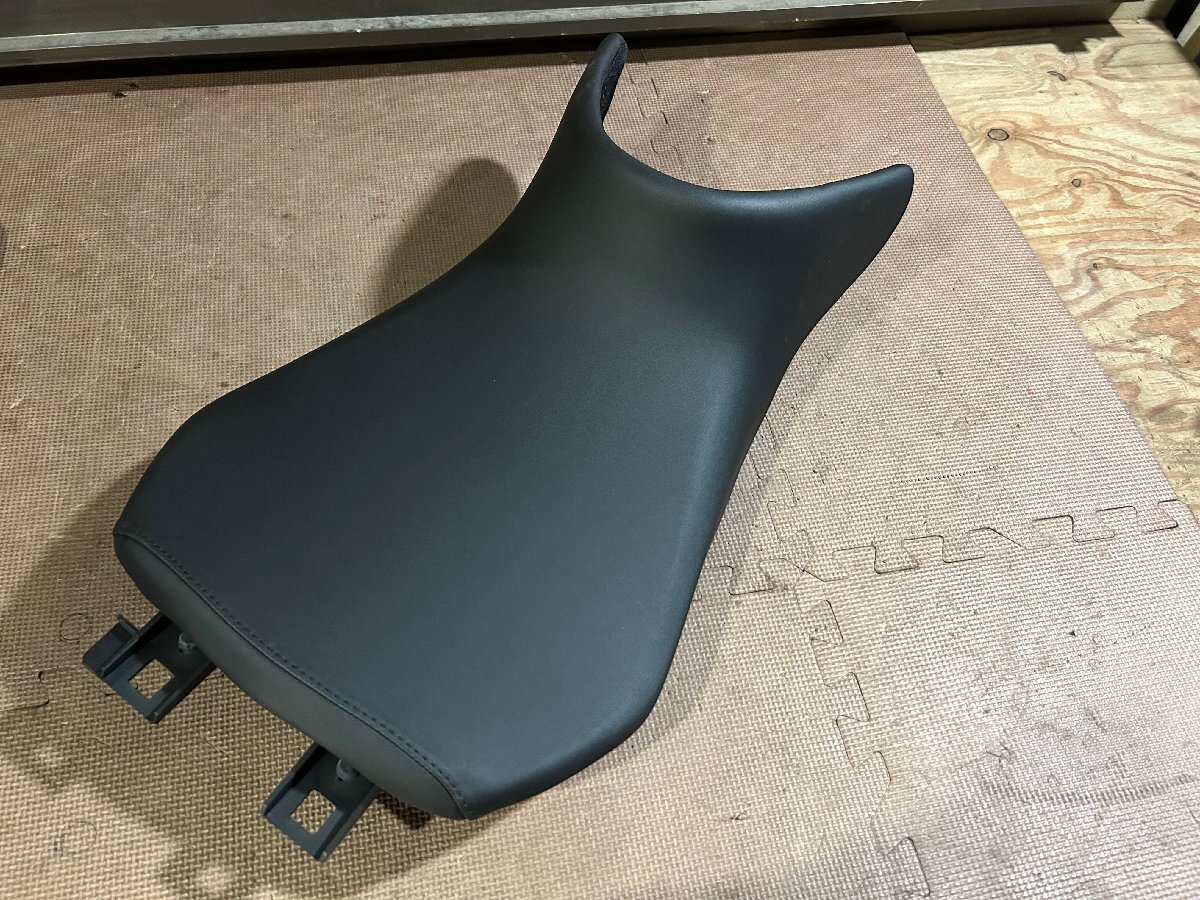 2025年最新】Yahoo!オークション -r1200rs シートの中古品・新品 2025年最新】Yahoo!オークション -r1200rs シートの中古品・新品