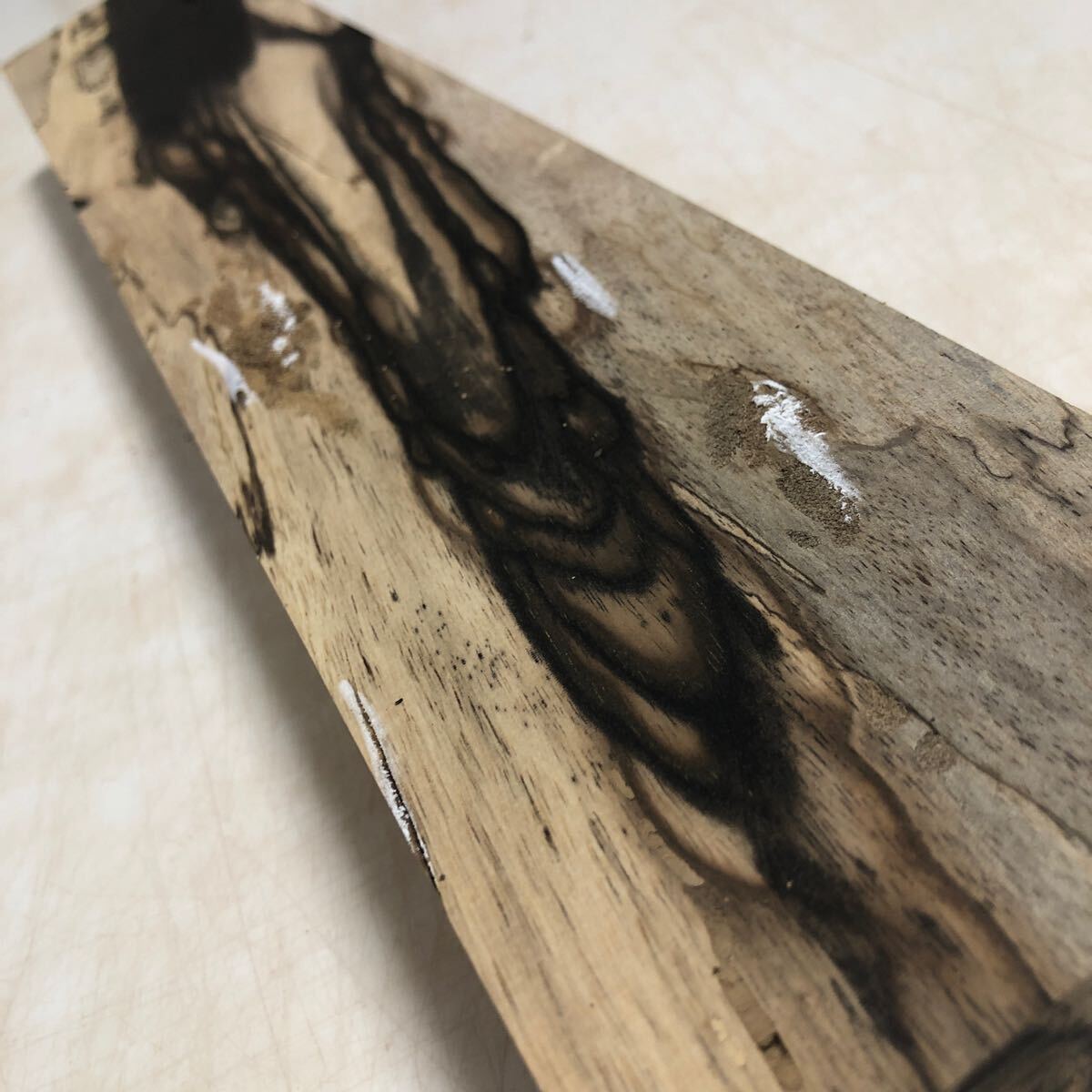 18-34 黒柿（カキ）の薄板乾燥材・・・・敷板・花台・指物・縞柿
