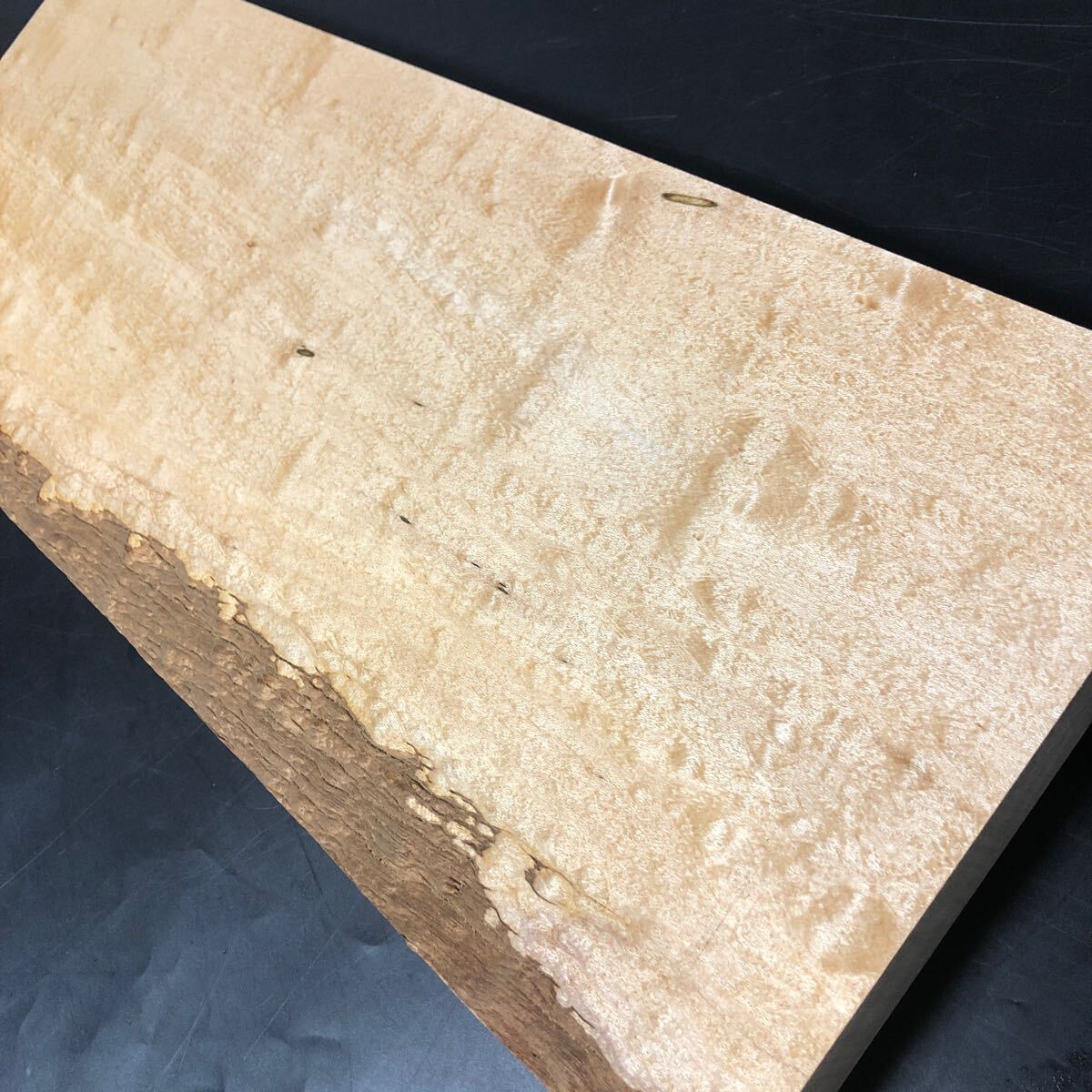 楓（無垢）のブロック材・J41 最高級の杢です。 フライ用品