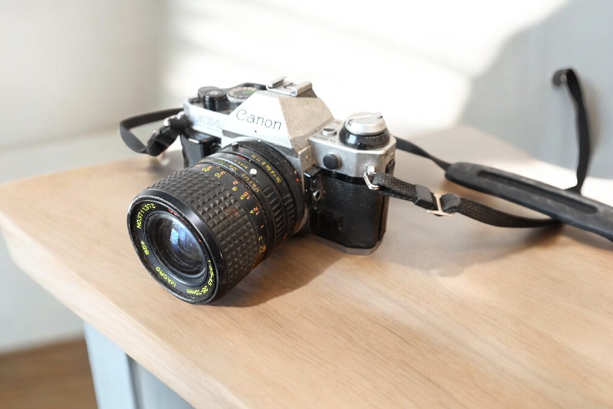 Yahoo!オークション -「canon ae-1」(一眼レフ) (フィルムカメラ Yahoo!オークション -「canon ae-1」(一眼レフ) (フィルムカメラ