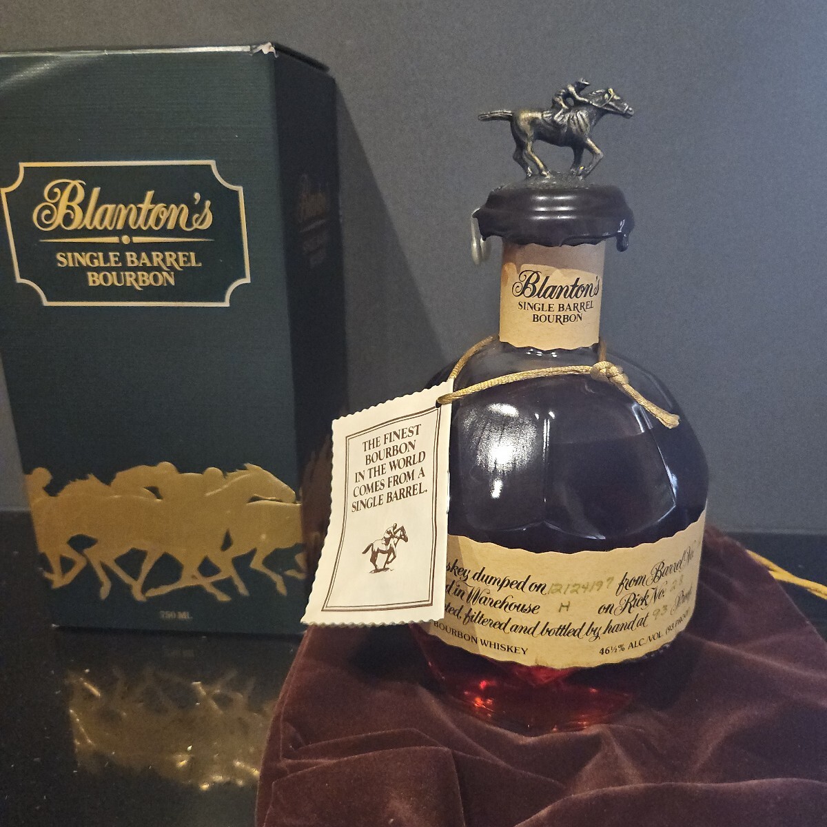 Yahoo!オークション -「ブラントン 古酒」の落札相場・落札価格 Yahoo!オークション -「ブラントン 古酒」の落札相場・落札価格