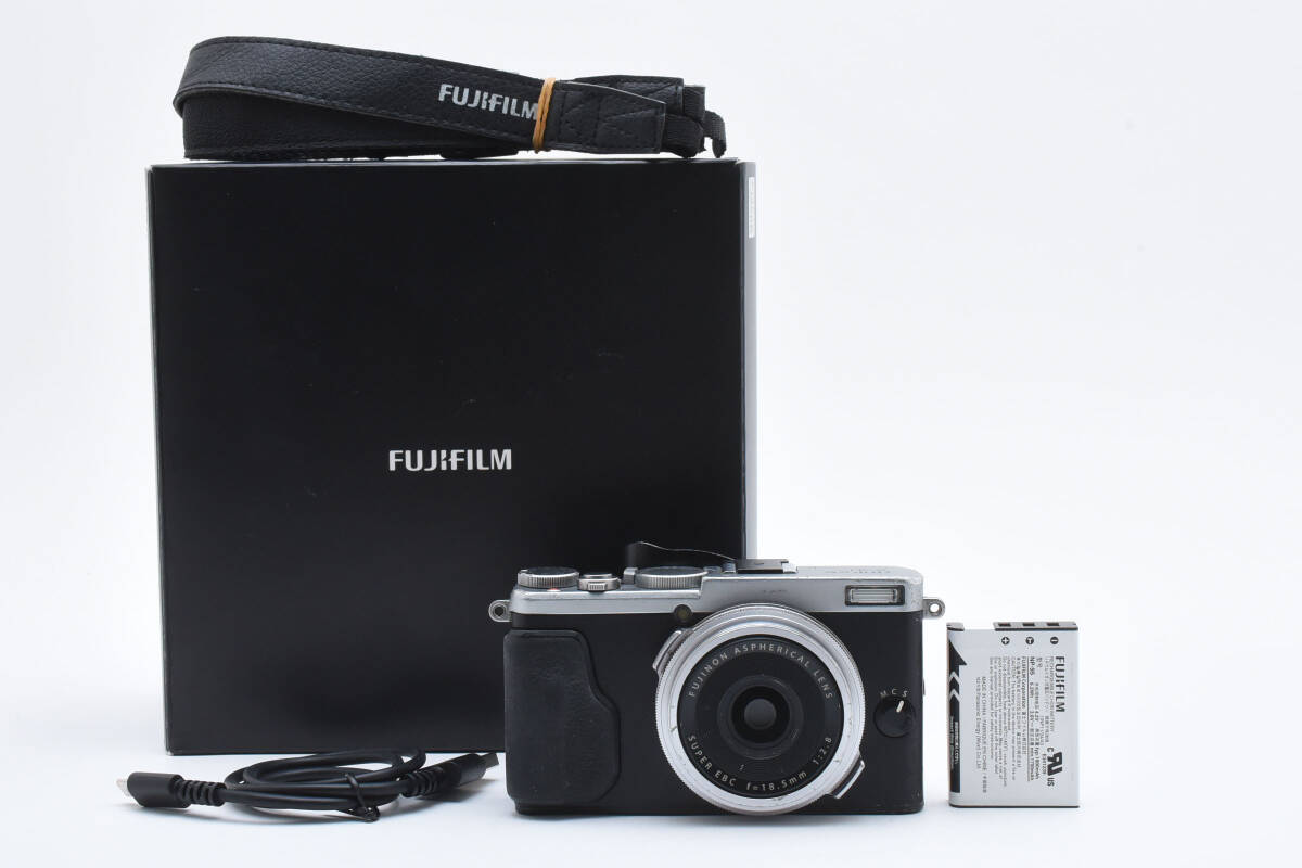 富士フイルム - フィルムカメラ☆FUJI☆ジャンク品の通販 by