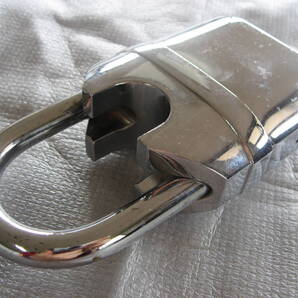 【全国一律送料込】 鍵 南京錠 イタリアンタイプ 033 KINbar 69mm 中古