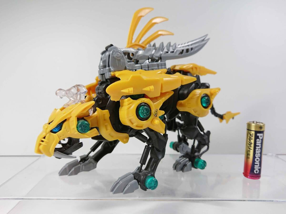 Amazon.co.jp: ZOIDS ゾイドワイルド ZW19 ファングタイガー