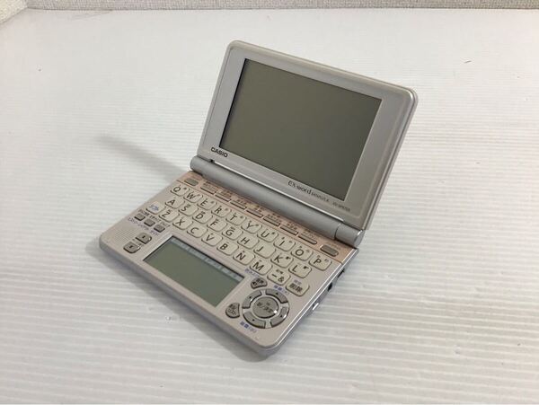 CASIO/カシオ 電子辞書 ベージュ XDーSP6700 学生 ビジネス EXーWORD 手書きパネル 中国語 英語 韓国語 海外旅行