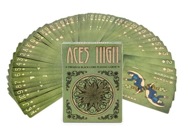 ACES HIGH エースハイ プレイングカード トランプ ポーカー ゲーム ボング パイプ ハイタイムズ カンナビスカップ マリファナ thc 大麻