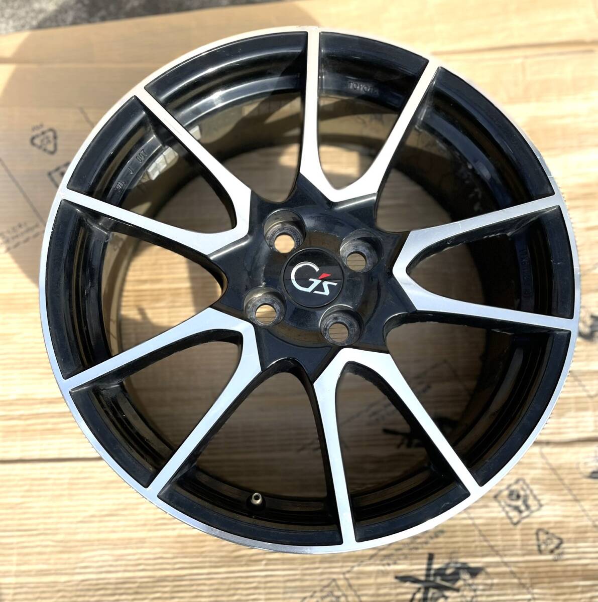 Yahoo!オークション -「アクア g's」(17インチ) (ホイール)の Yahoo!オークション -「アクア g's」(17インチ) (ホイール)の