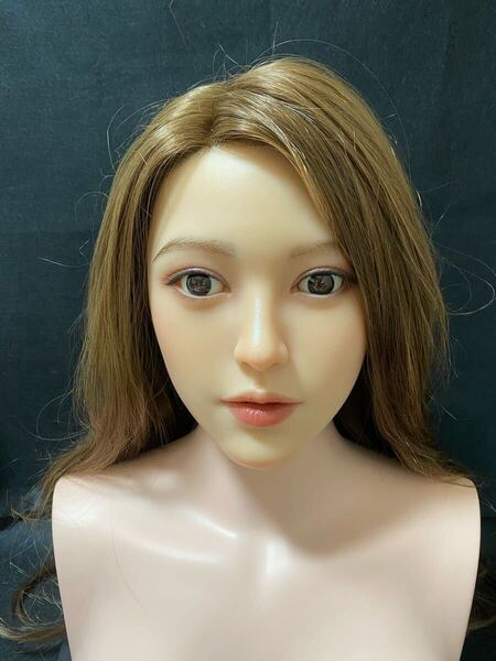 等身大 リアルドール ヘッド 軟質シリコン製 人肌 口可動 舌付き 髪毛、睫毛はモヘア植毛 職人メイク済み 永久落ちない M16ボルト