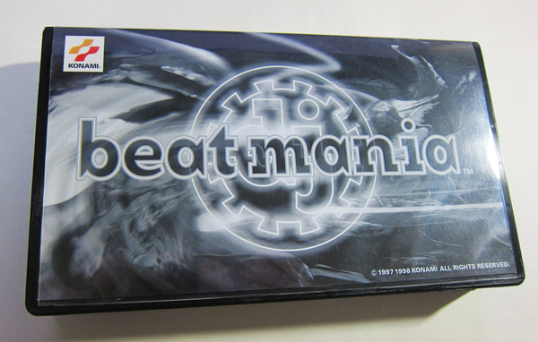 送料無料 動作未確認 / VHS KONAMI Video beatmania 攻略ビデオテープ KIVM-240 / コナミ ビートマニア BEMANI 5鍵 / ビートじじぃ