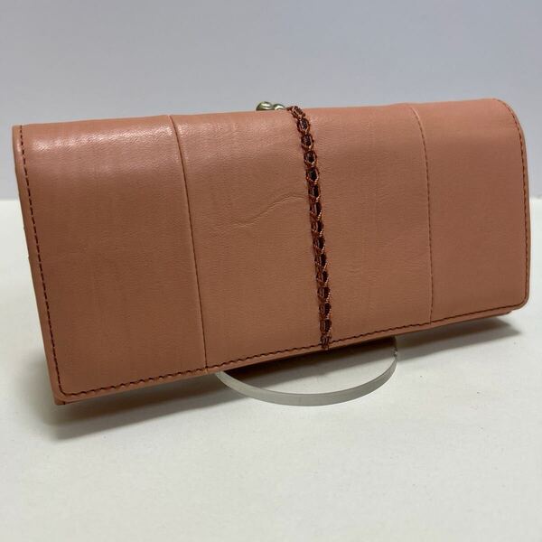 ☆美品☆ ◆la maree ラマーレ ヴェルジェ がま口 長財布 ピーチピンク◆ かぶせ 本革 モルビド 大容量 ロゴ刻印【送料無料】0425