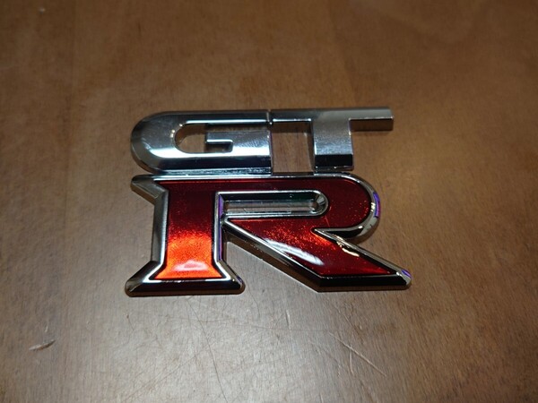 GT-R 3Dエンブレム NISSAN 日産 スカイライン NISMO プレート シルバー/レッド
