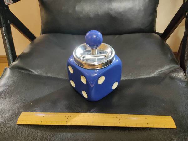 ダイスターン灰皿 アッシュトレイ サイコロ DICE プッシュ式 回転 青