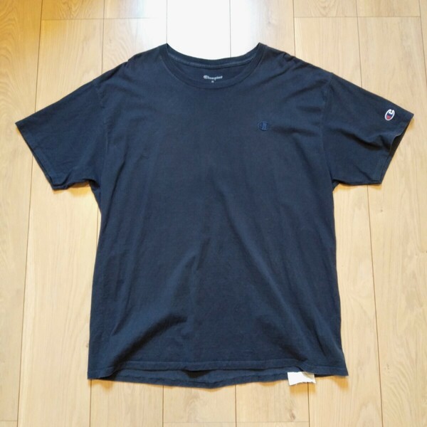 USA古着卸 XLサイズ Champion チャンピオン ワンポイント ロゴ刺繍 Tシャツ