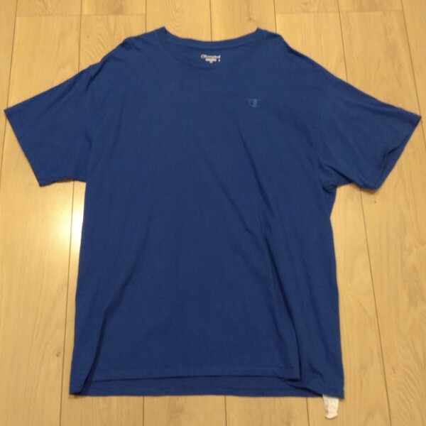 USA古着卸 XLサイズ Champion チャンピオン ワンポイント ロゴ 刺繍 Tシャツ