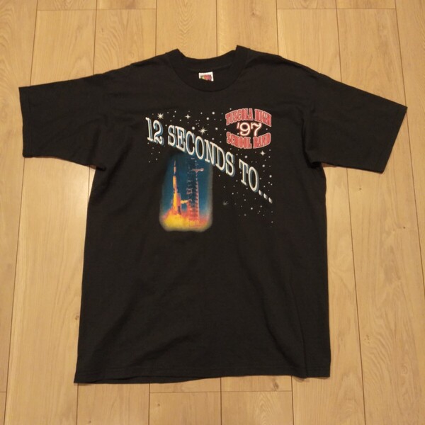 USA古着卸 XLサイズ FRUIT OF THE LOOM フルーツオブザルーム宇宙ロケット 両面プリント Tシャツ