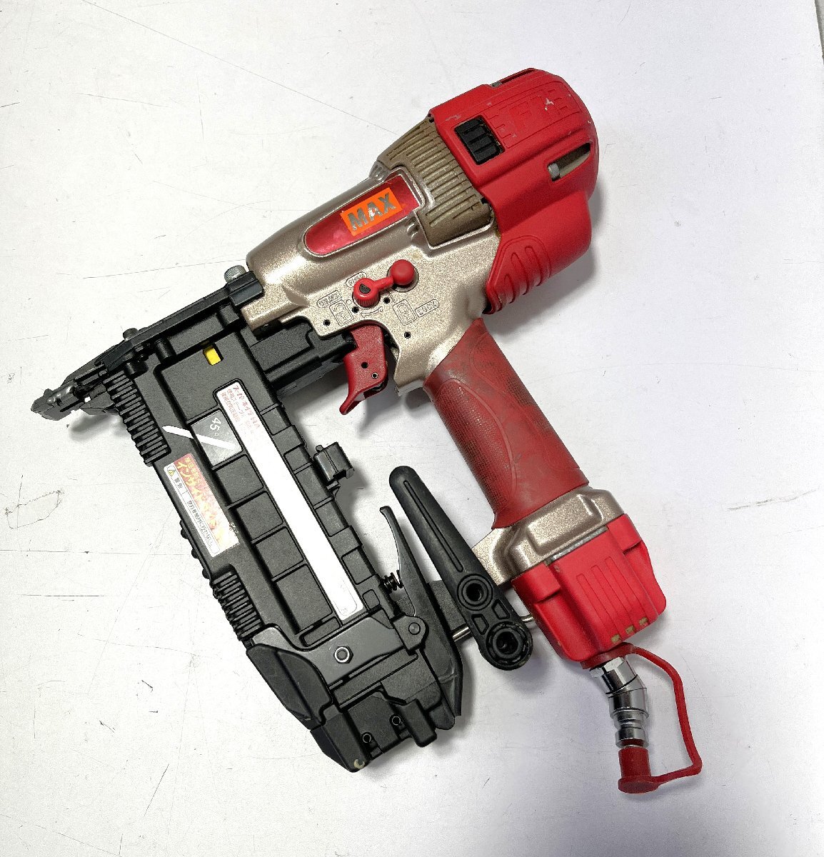 ▽ジャンク MAX スーパーネイラ HA-50F1（D)/4MAフロア 本体のみ 高圧タッカー ステープル用 エア漏れあり▽008641