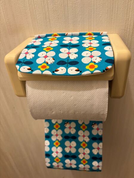 NO.411 ハンドメイド トイレットペーパーホルダーカバー シマエナガ柄