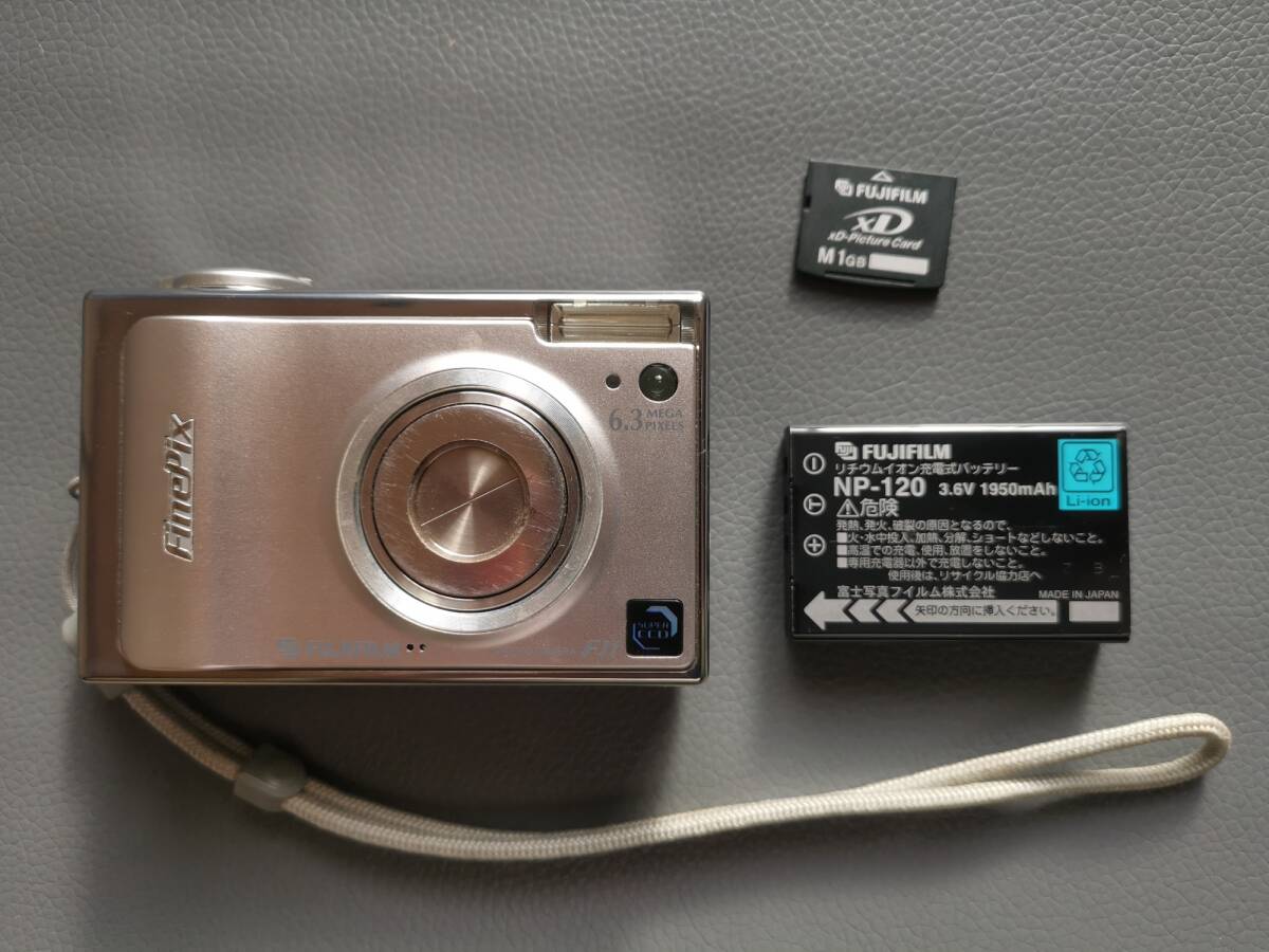 Yahoo!オークション -「finepix f11」(デジタルカメラ) (カメラ Yahoo!オークション -「finepix f11」(デジタルカメラ) (カメラ