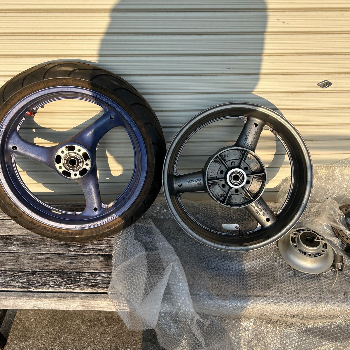 2025年最新】Yahoo!オークション -gsx-r1100(ホイール)の中古品 2025年最新】Yahoo!オークション -gsx-r1100(ホイール)の中古品